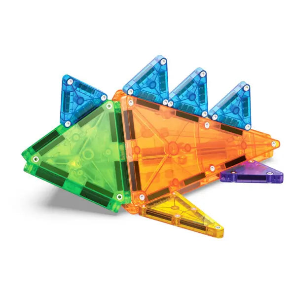Met de Magnetic Magna Tiles Combo creëer je een stegosaurus met groene, oranje en blauwe stukken met driehoekige stekels.