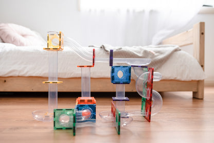 Connetix Rainbow Ball Run Knikkerbaan Pack - 92 magnetische bouwstenen