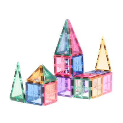 Coblo magnetisch speelgoed kasteel constructie met pastelkleurige tegels en driehoeken op wit