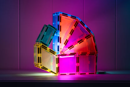 Kinder nachtlampje Connetix magnetische tegels huisje met verlichte Light elementen in regenboogkleuren
