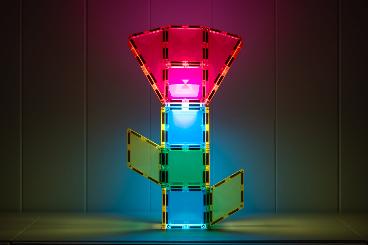 Connetix Light Rocket magnetische tegels toren met verlichte nachtlampje functie in felle kleuren