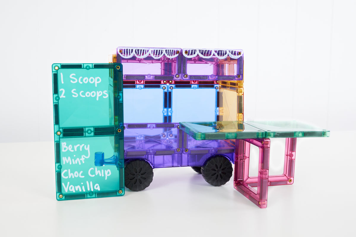 Connetix magnetische tegels ijskar constructie in pastel kleuren met menu en transparante elementen