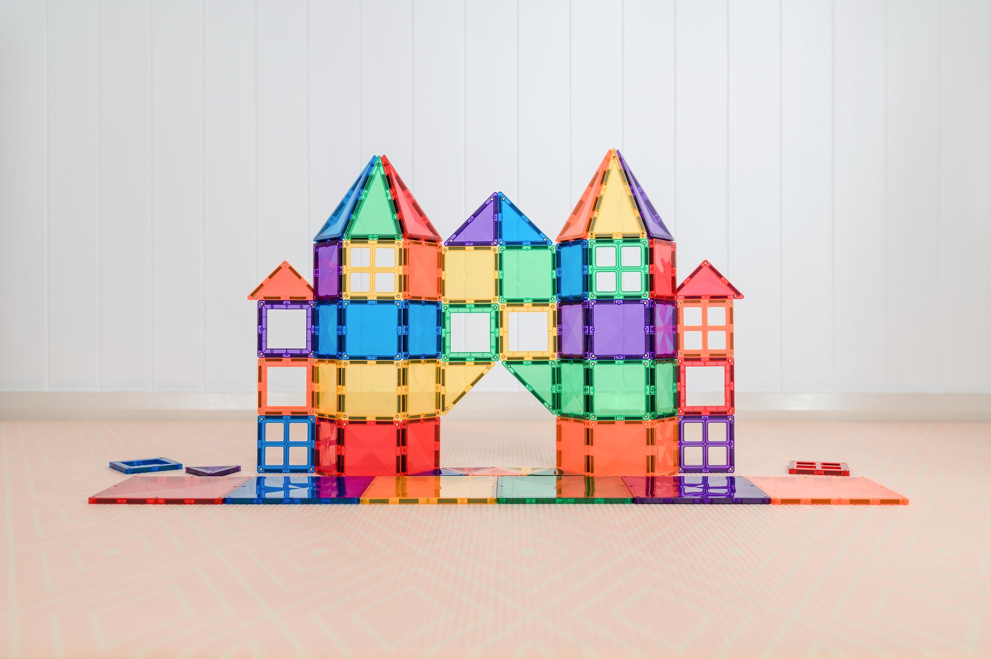 Kasteel met torens en poort van Connetix Rainbow Starter Pack 60pc – magneten speelgoed voor kinderen