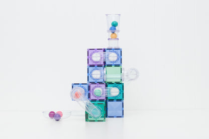 Connetix magnetische tegels knikkerbaan opbouw vooraanzicht met pastel kleuren blauw groen paars tiles