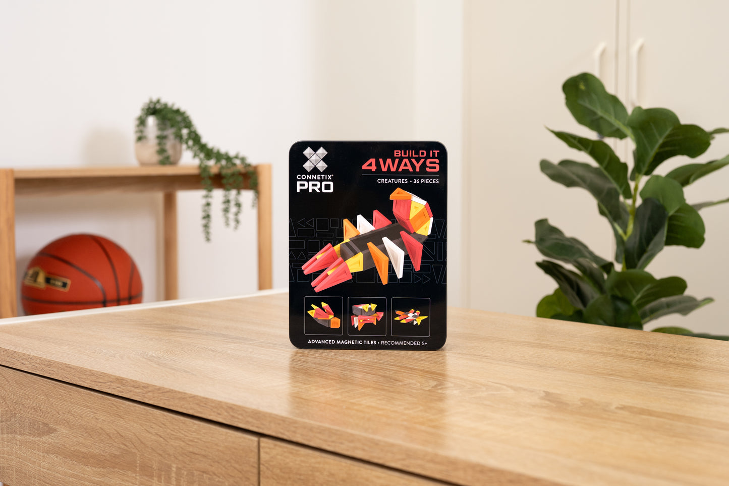Connetix PRO Build It Creatures Pack zwarte tinnen doos 36 pieces magnetische tegels interieur