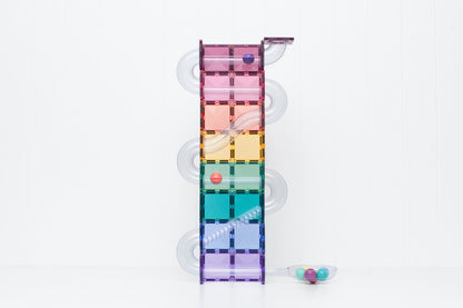 Connetix speelgoed ball run pastel toren zijaanzicht transparante magneet tegels regenboog kleuren gradient