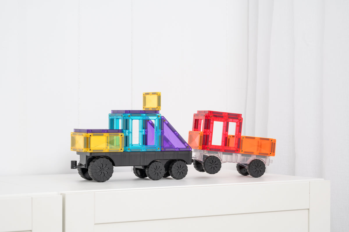 Connetix Transport Bright Pack 50 magnetisch speelgoed - twee wagons in geel, rood en oranje op wit