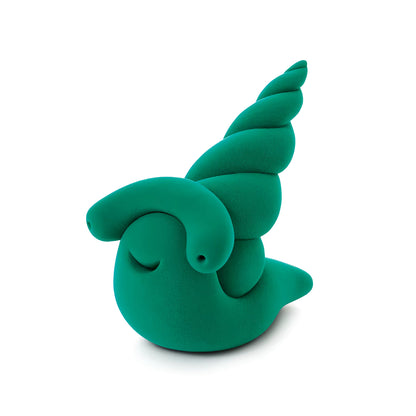 Donkergroene eenhoorn uit Hey Clay Advent Calender 2025, fantasierijk boetseerklei speelgoed voor kinderen die kleien.
