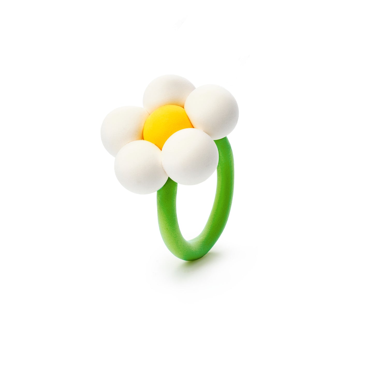 Hey Clay Bijou Rings Flower kamille ring: groene band met witte bloemblaadjes en geel hart van boetseerklei.