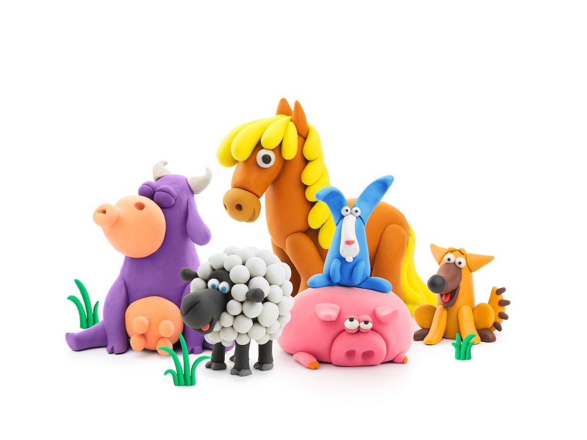 Hey Clay boerderijdieren collectie: paard, varken, schaap, konijn en hond gemaakt van klei