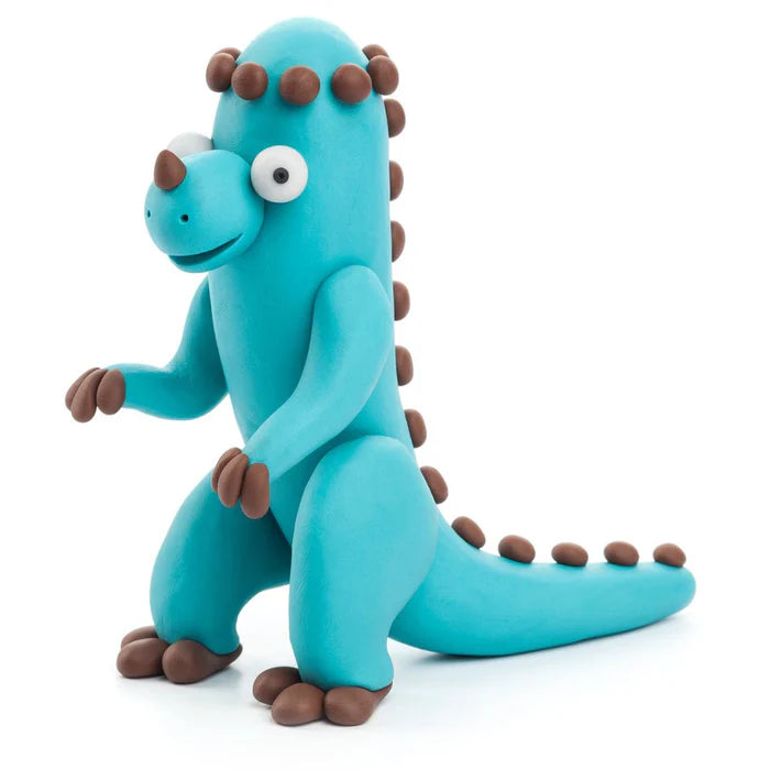 Hey Clay blauwe dinosaurus van boetseerklei, met een vriendelijke uitstraling, een leuk klei idee voor kinderen om te kleien.