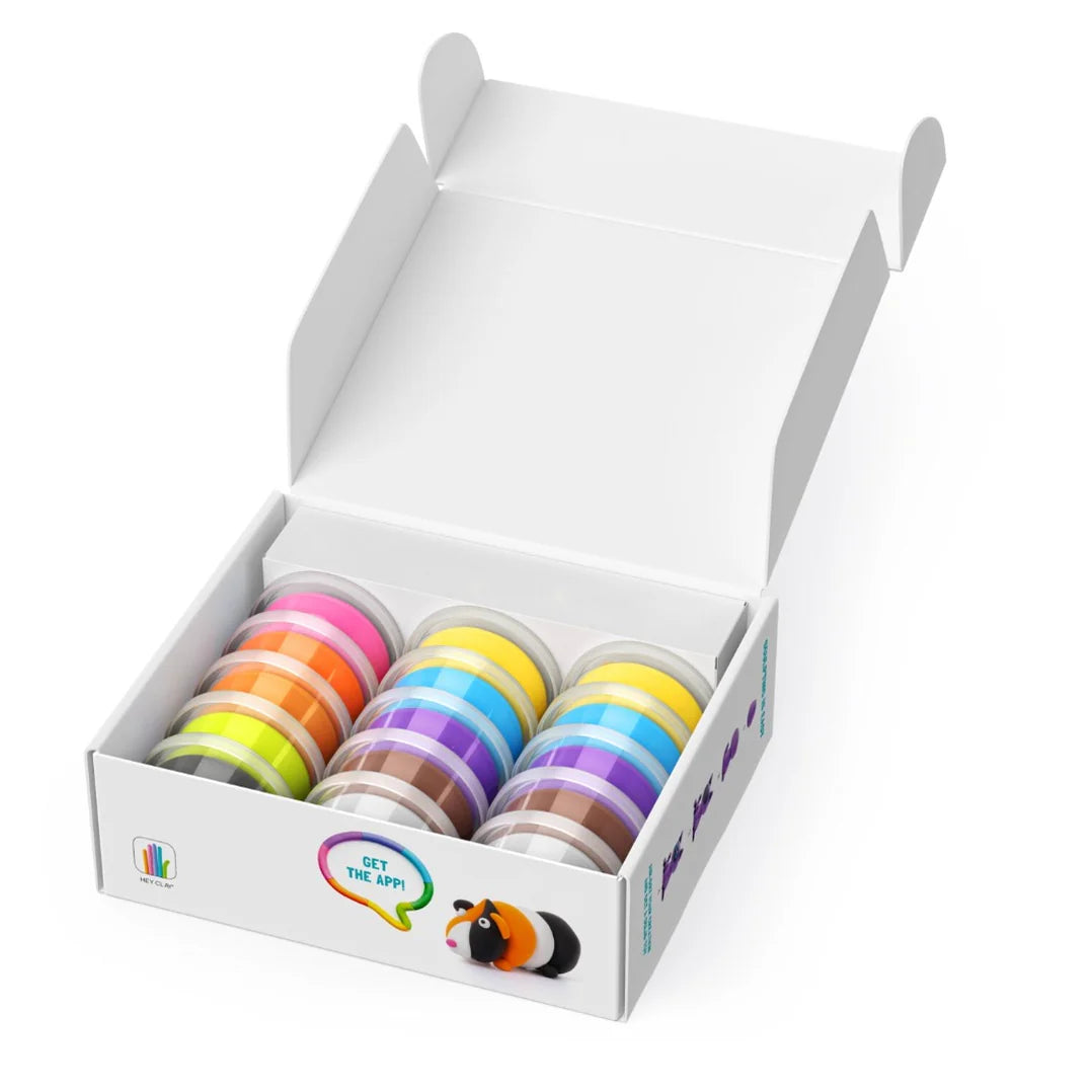 Open doos met Hey Clay fluffy pets boetseerklei, kleurrijke potjes voor kleien en creatieve klei ideeën voor kinderen.