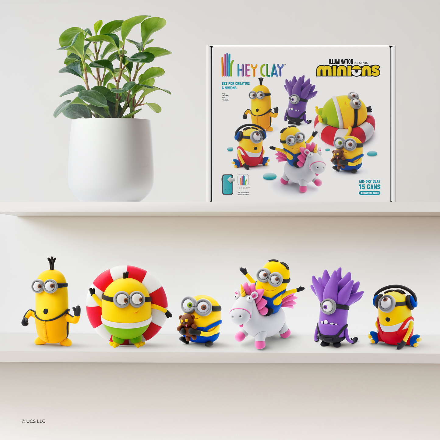 Hey Clay Minions set op kinderkamerplank met losse figuren Bob, Kevin, Stuart en Evil Minion ernaast