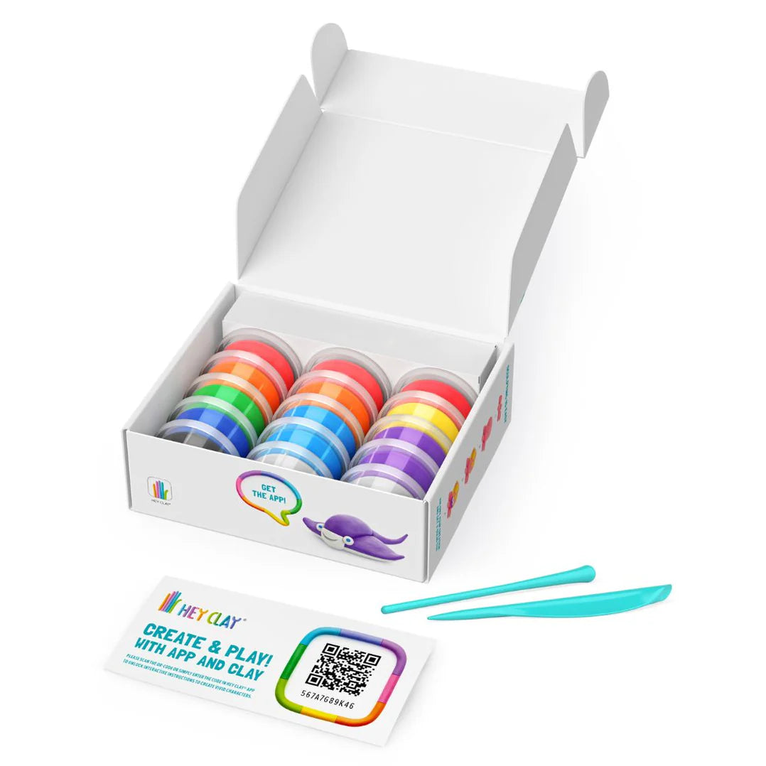 Open doos Hey Clay Ocean boetseerklei met 15 kleurrijke potjes, sculpting tools en kaart voor creatieve klei ideeën.