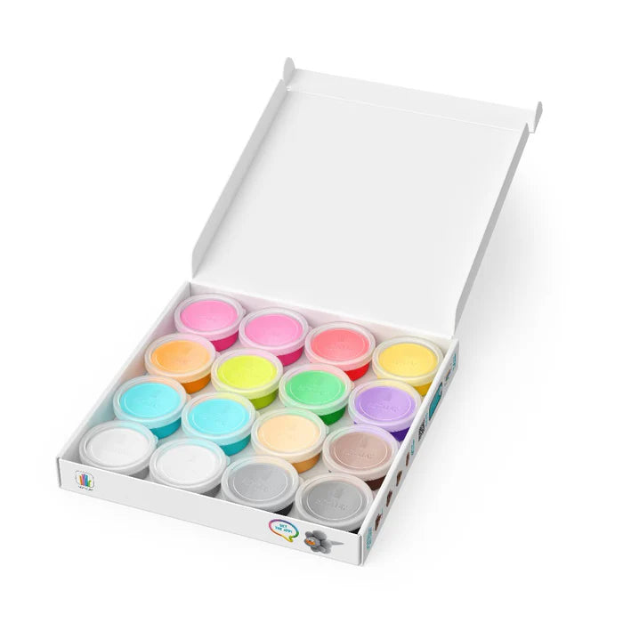 Hey Clay PoopOops klei set in open doos met 16 kleurrijke potjes, ideaal voor creatief spel en het maken van fantasiefiguren.