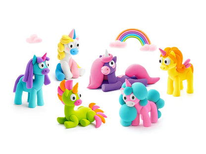 Hey Clay regenboog eenhoorns collectie van zes kleurrijke unicorns met wolken gemaakt van boetseerklei