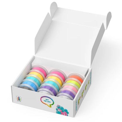 Open doos van Hey Clay unicorns set met 15 potjes kleurrijke boetseerklei, leuk speelgoed en klei-idee voor kinderen.