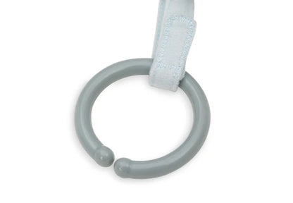 Jollein activiteitenkubus voor in de box, met stevig kunststof ringelement voor extra speelplezier.