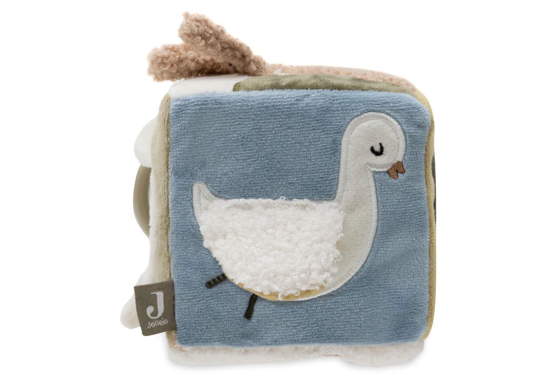 Activiteitenkubus Tiny Park van Jollein met blauw vlak en applicatie van een gansje, ideaal als baby cadeau of speelgoed.
