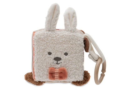 Witte pluche konijnenzijde van de Jollein activiteitenkubus Animal Friends, perfect als baby cadeau