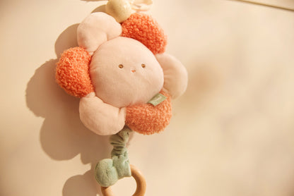 Jollein muziekhanger bloem Pretty Picnic close-up, sensorisch speelgoed met bijtring voor baby's