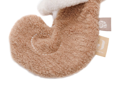 Detail en labels van het Jollein Speendoekje Deepsea Sea Horse in de vorm van een zacht beige zeepaardje van teddystof.