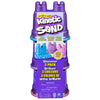 Voorkant van Kinetic Sand Shimmers 3 pack, kleurrijk kindvriendelijk sensorisch speelgoed in paarse kasteelvormverpakking.