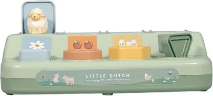 Little Dutch Farm Pop-up Dieren met schaap dat tevoorschijn komt, sensorisch speelgoed geschikt voor baby’s vanaf 8 maanden.