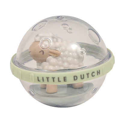 Little Dutch Roterende Ballen Farm detailfoto met kip in transparante speelbal, ideaal bad speelgoed voor baby’s.