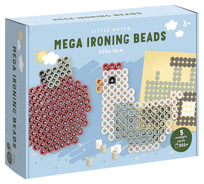 Voorkant verpakking Little Dutch Strijkkralen Maxi Little Farm met voorbeelden appel en kip, leuk knutsel idee.