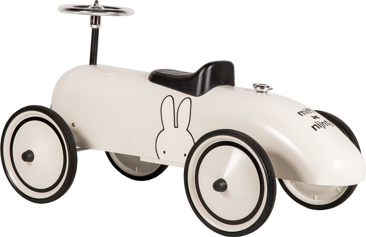Nijntje retro loopauto zijaanzicht, witte metalen body met zwarte banden en Miffy opdruk, vanaf 1 jaar