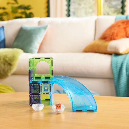 Magnetic magna tiles Hamster Ball speelset op tafel, 13 magnetische tegels met hamster en glijbaan