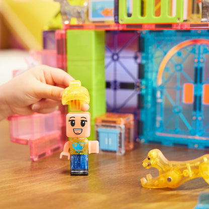 Magnetic magna tiles Pet Playhouse MicroMags figuur wordt vastgehouden met gele hond magneet speelgoed