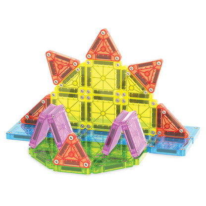 Magnetic magna tiles bouwcreatie met 55 magnetische tegels in oranje, geel, blauw en paars kunststof