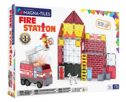Voorkant van de doos van Magnetic Magna Tiles Fire Station met licht, geluid en speelfiguren.