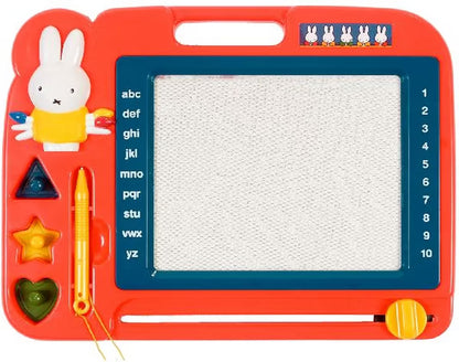 Magnetisch tekenbord Nijntje in rood en blauw met stempels en tekenpen, ideaal educatief speelgoed voor kinderen.