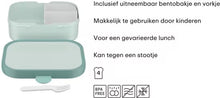 Mintgroene Mepal lunchbox met uitneembaar bentobakje en vorkje, kindvriendelijk en praktisch voor gevarieerde lunch