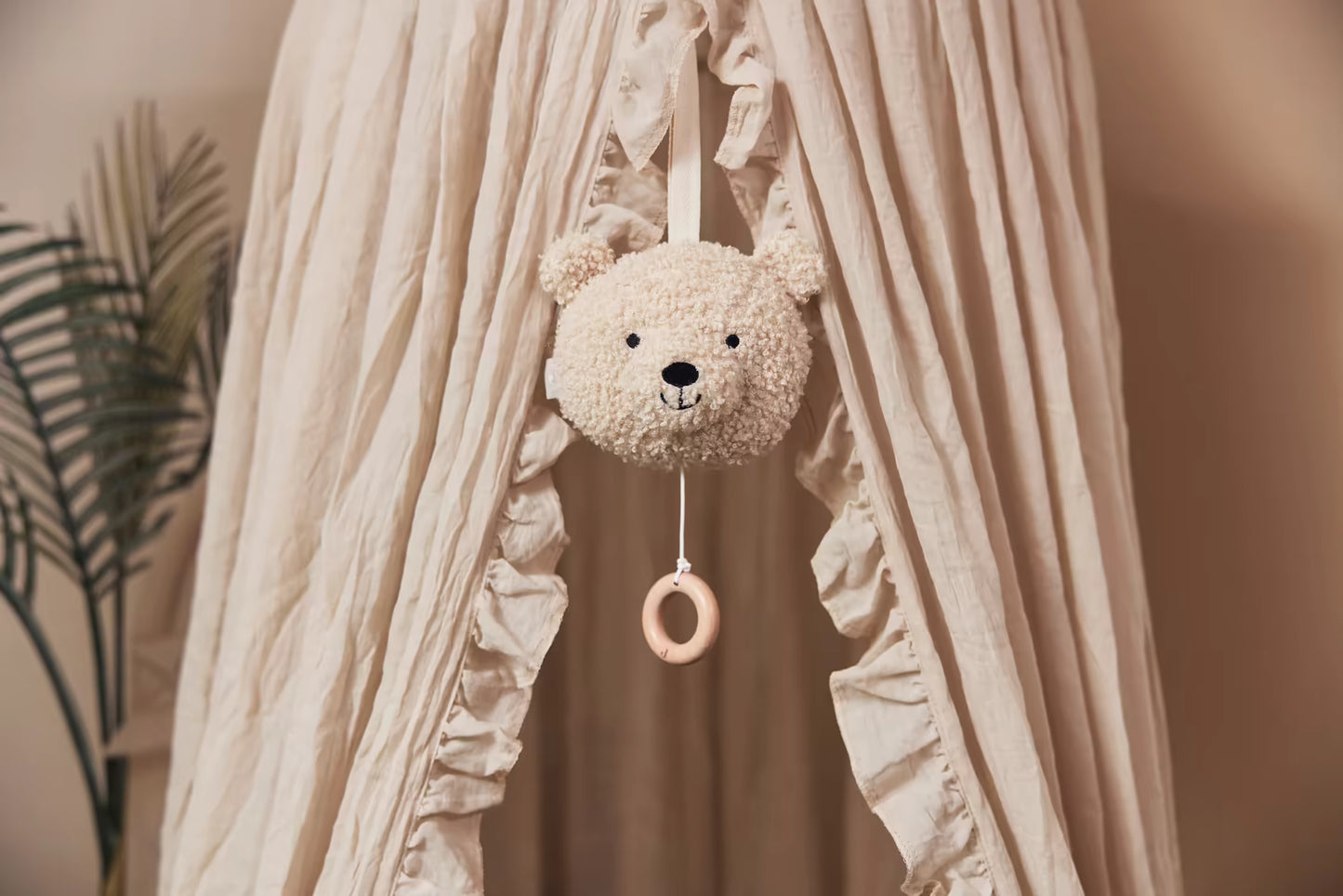 Zacht Jollein muziekdoosje Teddy bear in naturel tint, ideaal als muziekdoosje baby of kraamcadeau in de babykamer.