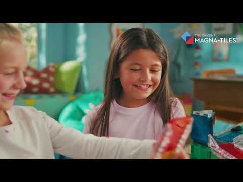 Video van de MAGNA-TILES® Rail Racers 33-piece set met magnetic magna tiles, knikkerbaan magnetisch en MicroMags.