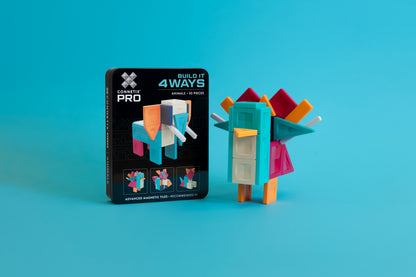 PRO magnetische tegels kleurrijk dier op tafel naast zwarte Build It 4 Ways verpakking