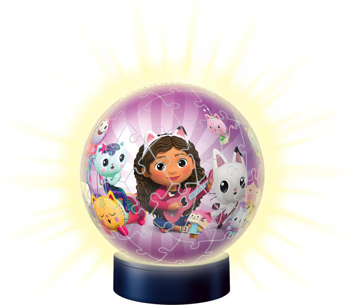 Afbeelding van afgeronde Ravensburger 3D puzzel Gabby’s Dollhouse als nachtlampje baby, met Gabby en katten.