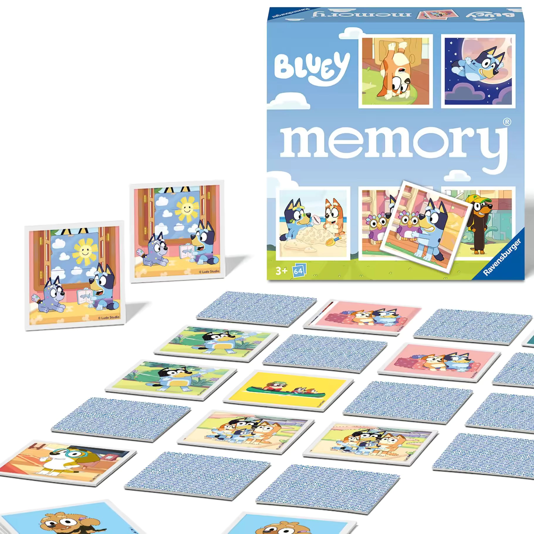 Bovenaanzicht van Ravensburger Bluey memory spel met kaarten, vrolijk en educatief speelgoed voor peuters en kleuters.