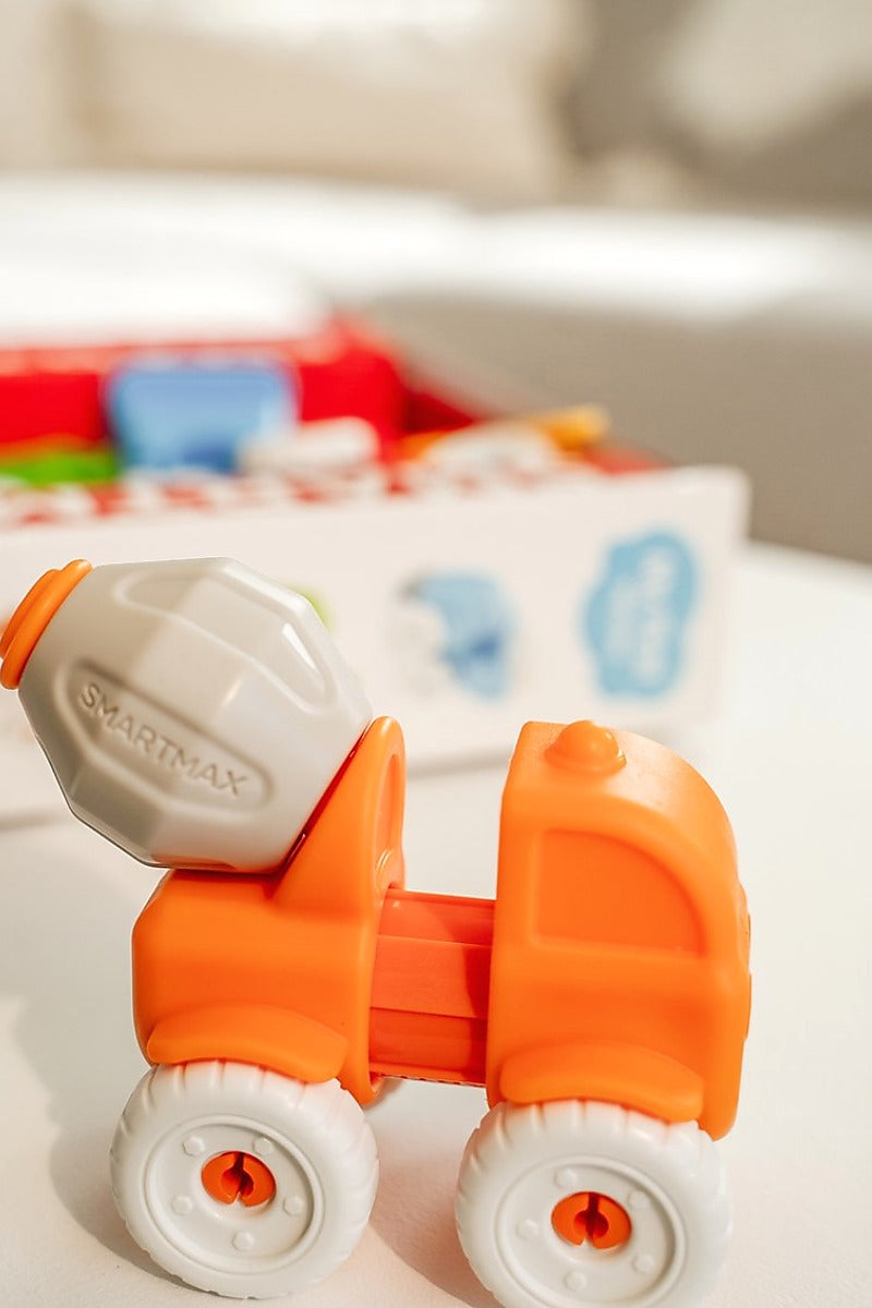 SmartMax My First Vehicles SMX 226 oranje betonmixer detail foto magnetisch speelgoed met witte mixer-trommel
