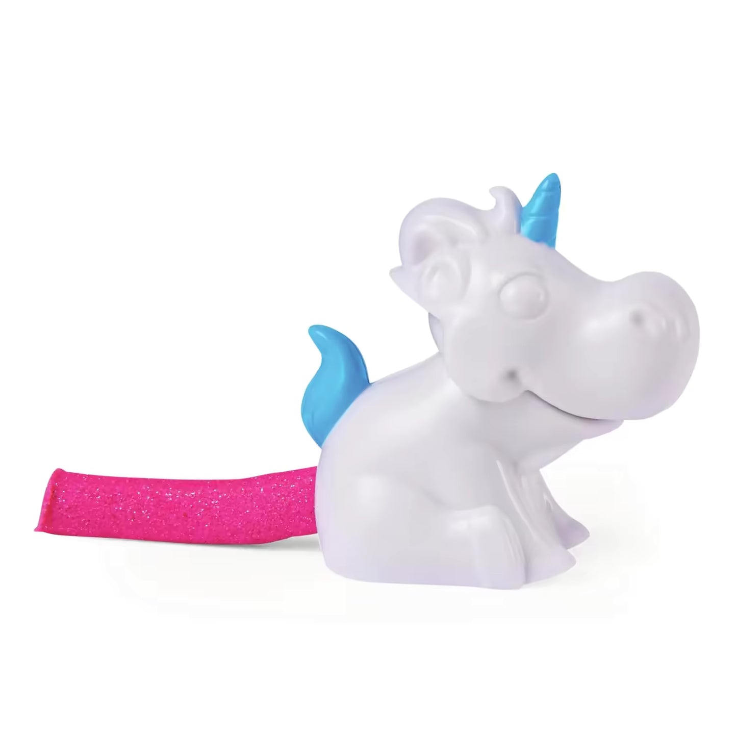 Wit unicorn speelgoedfiguur met blauwe staart en hoorn, perfect als accessoire voor Kinetic Sand speelsets voor kinderen.